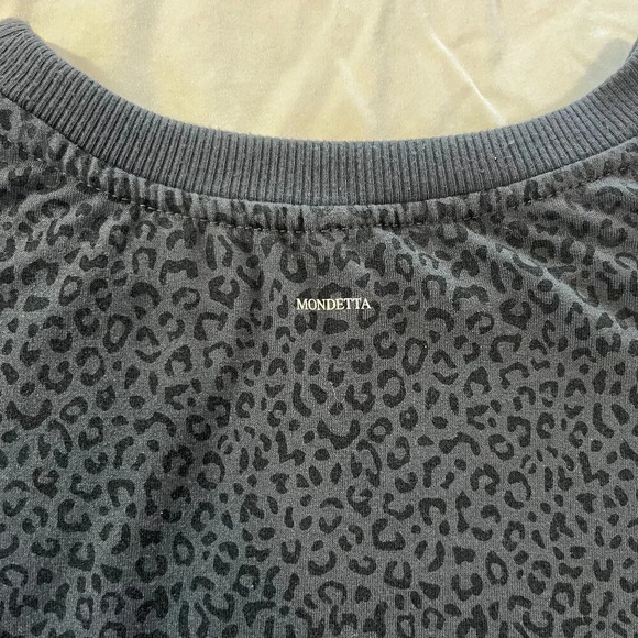 Mondetta | Charcoal Gray and Black Cheetah Print Long Sleeve Crewneck | Size S - Picture 5 of 6